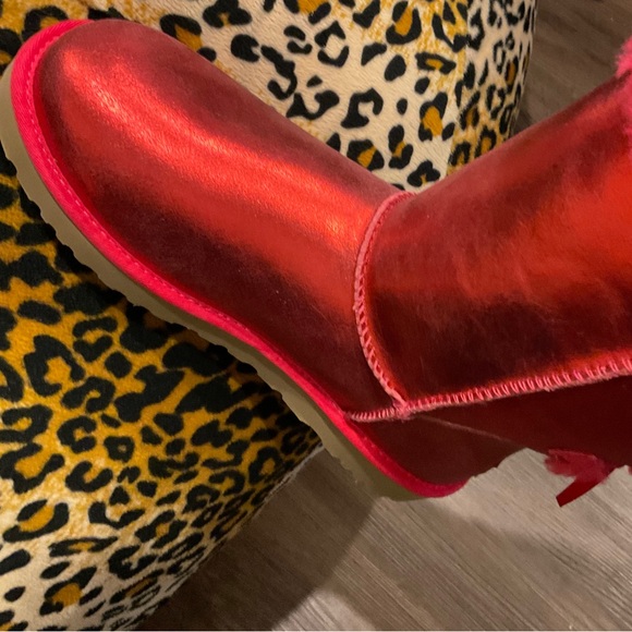 🆕UGG BAILEY BOW GLISTEN SIZE:10 NEW IN BOX COLOR RADISH SOLDOUT DEAD-STOCK - Picture 13 of 14